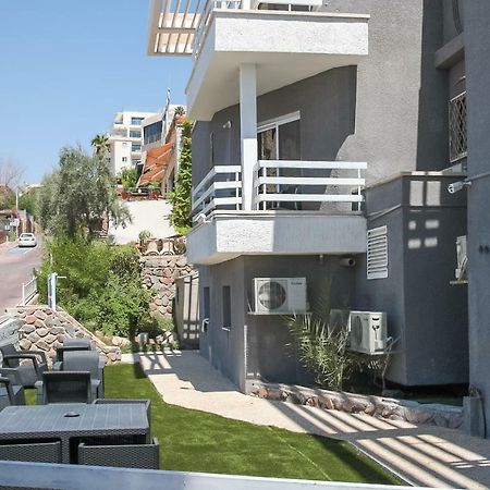 Rich Classic Suites Eilat Bagian luar foto