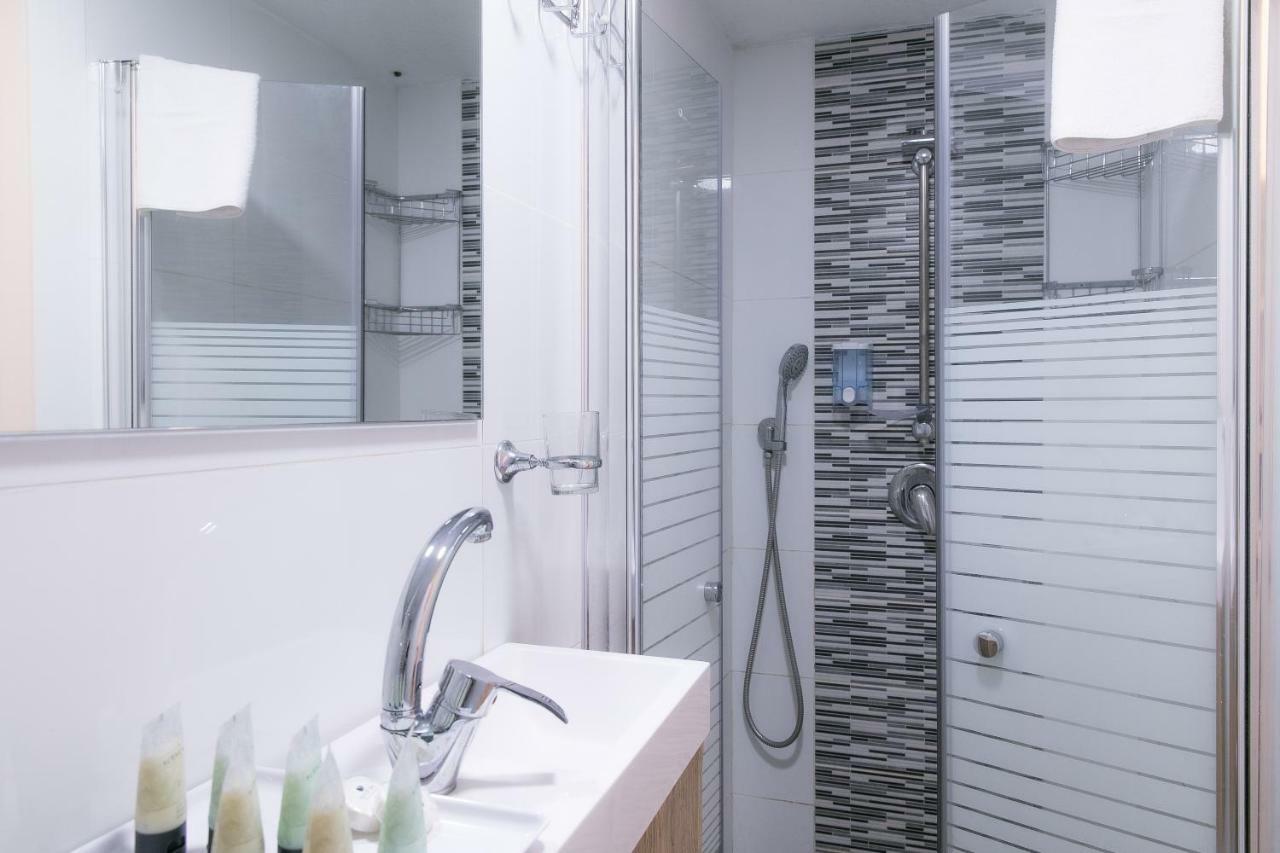 Rich Classic Suites Eilat Bagian luar foto